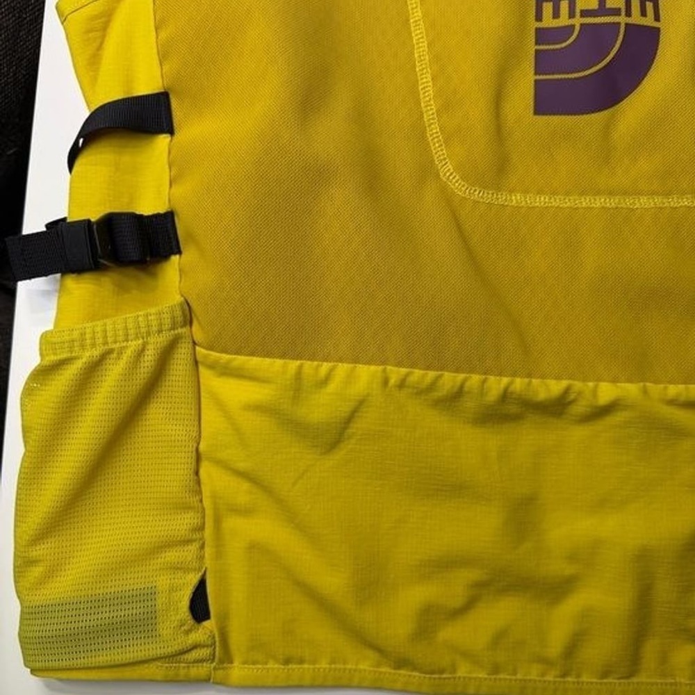The North Face Class V Utility Vest Silt Yellow Gorpcore Hiking Size Medium - Picture 11 of 16